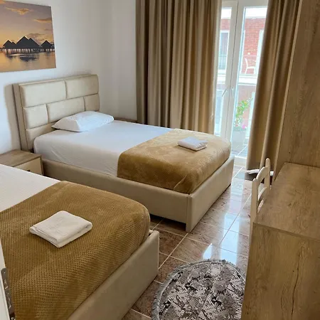 Fishta Q5 34 * Velipoje