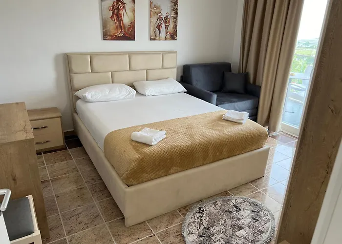 Fishta Q5 34 Velipojë